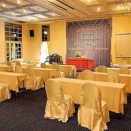 Rooks Holiday Hotel & Resort Mae Hong Son Exterior foto